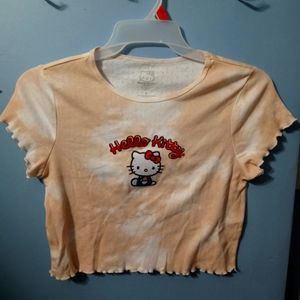 Hello kitty cropped tee